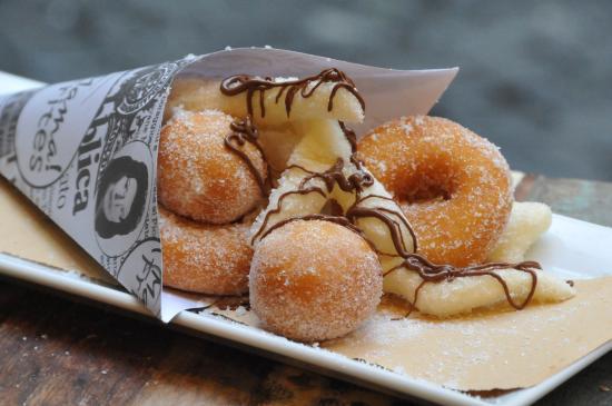 Mama Eat Street Food